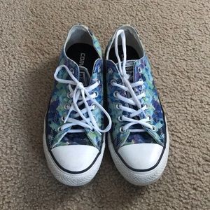 Low top Converse